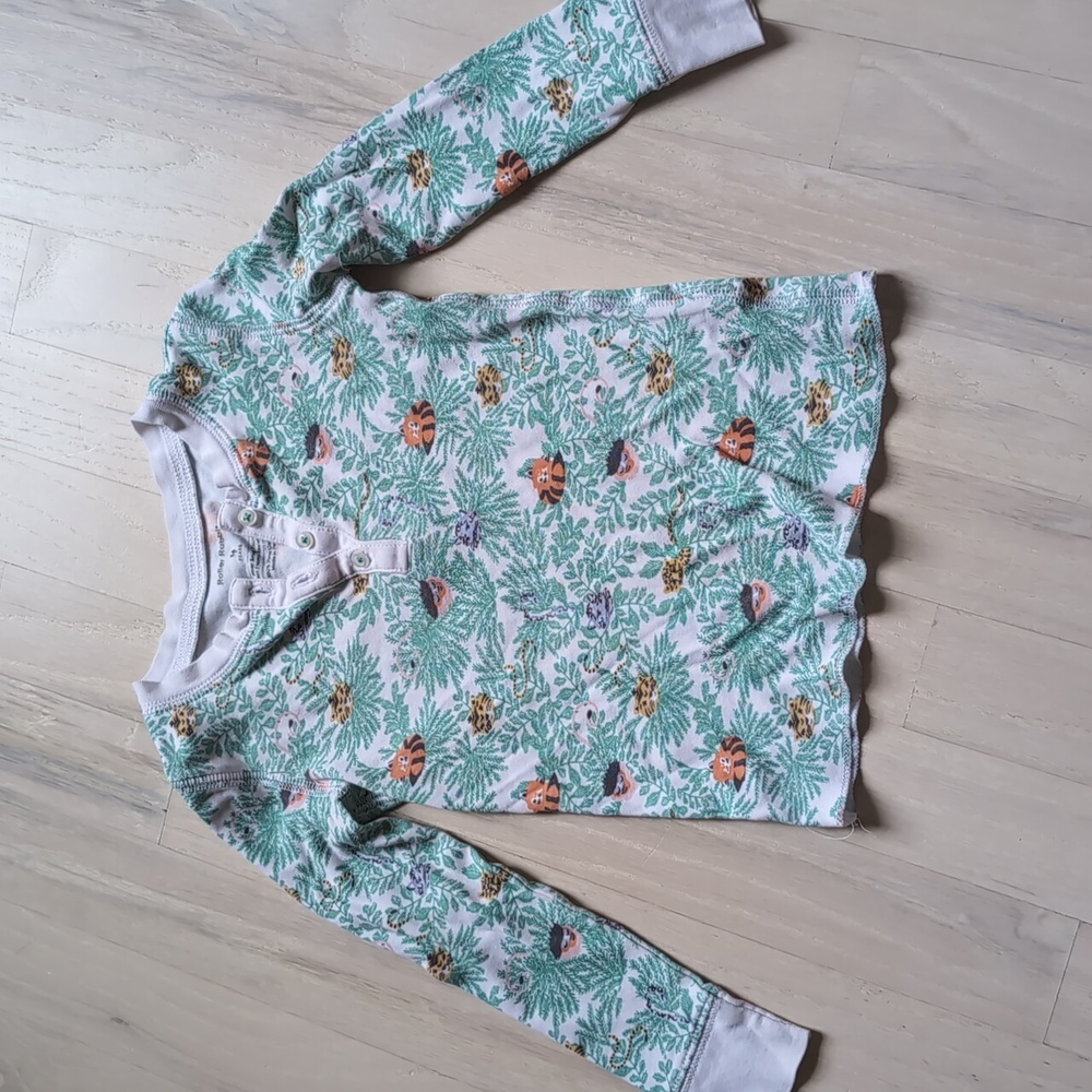 Roller Rabbit PJ Set - Picture 2 of 4